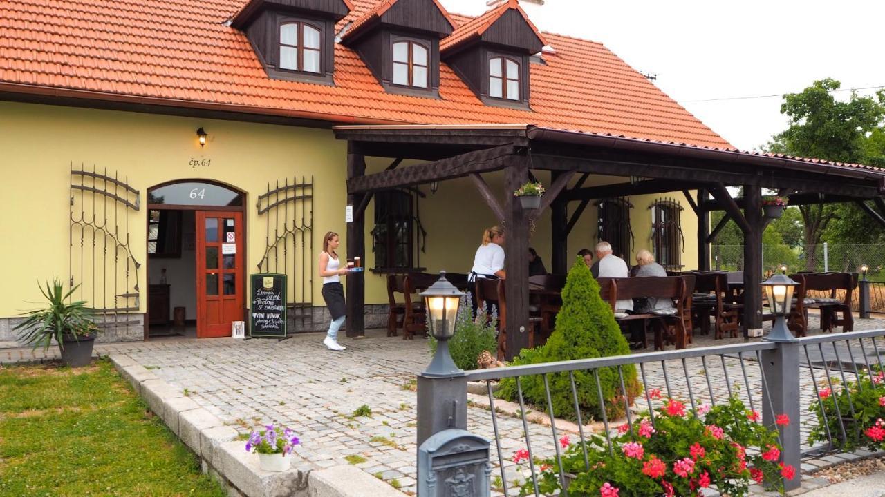 Restaurace A Pension Chalupa Hlásná Třebaň Zewnętrze zdjęcie